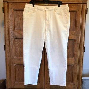 EUC Vera Wang Cropped Denim Size 16